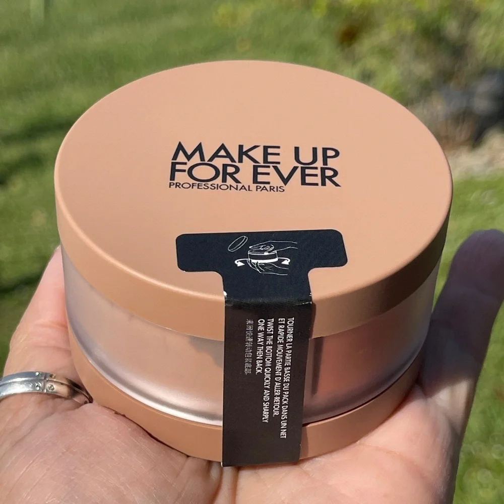 Make Up For Ever Twist & Light Finishing Powder In 3 Tan